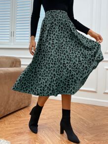 Ellegaria. High Waist Leopard Skirt Without Belt - Dark Green - View 4