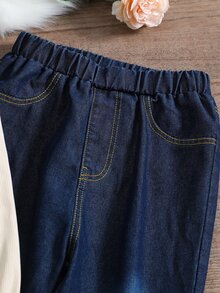 女孩泡泡袖T恤和蝴蝶結圖案毛邊緣不對稱下擺牛仔喇叭褲 - 彩色 - 查看 4