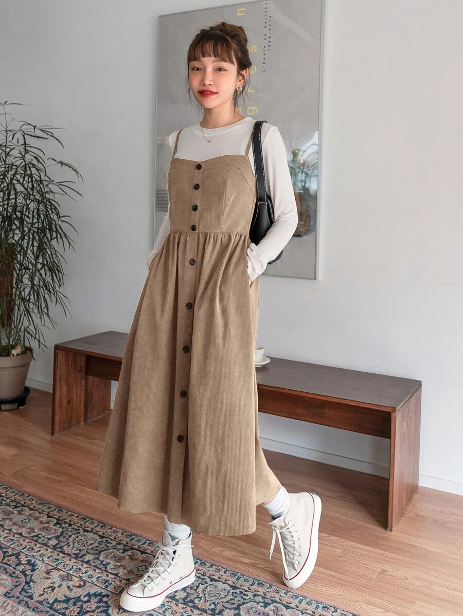 DAZY 斜口袋假鈕扣燈芯絨不帶T恤吊帶洋裝 - 卡其色 - 查看 1