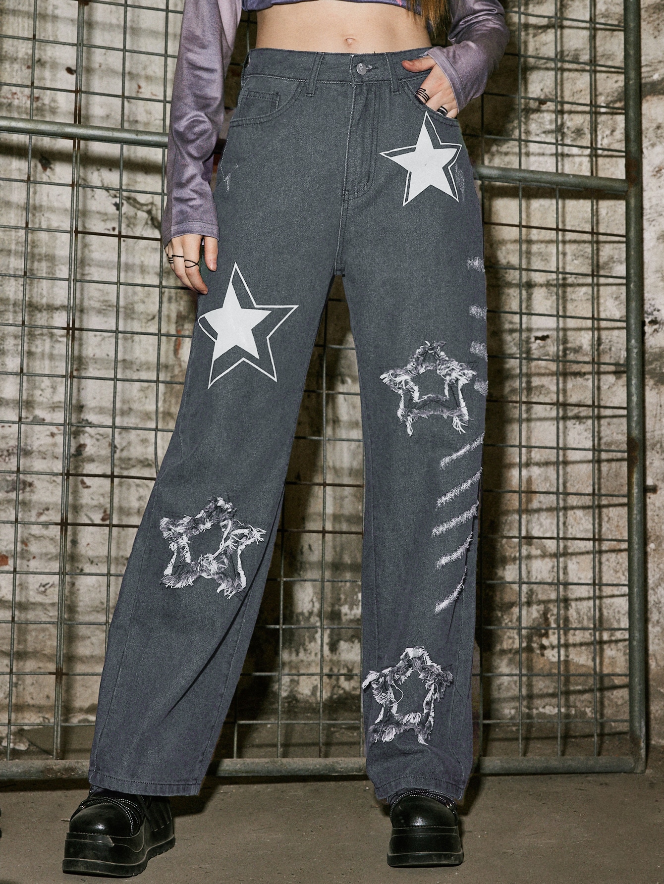 Our Star Print Straight Leg Jeans is such a vibe - ROMWE