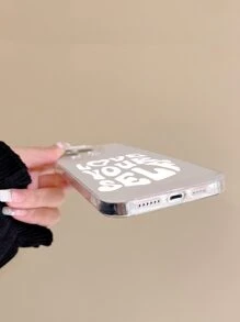 Handyhülle mit Buchstaben Grafik