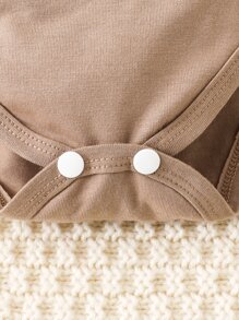 SHEIN 嬰兒嬰兒1入組小熊印花連身背心和1入組素色連身背心 - 彩色 - 查看 7