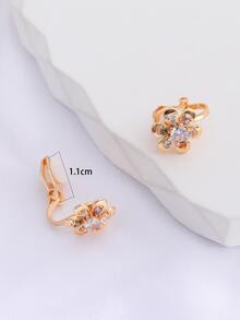 Cubic Zirconia Flower Decor Clip On Earrings - Multicolor - View 3