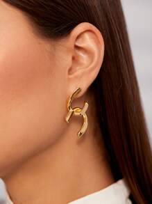 Structured Stud Earrings - Yellow Gold - View 4