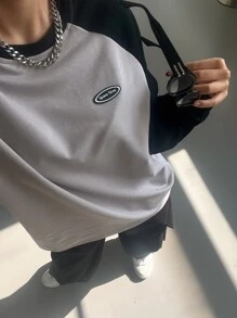 DAZY Thư được vá Khối màu Tay Raglan Áo thun - Xám - Xem 4