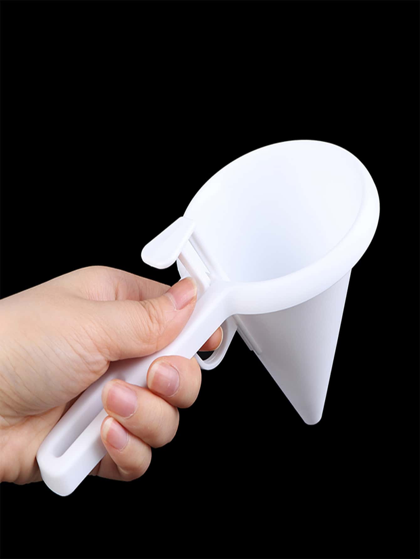 1pc Baking Tool, Custard Dispenser Portion Cup, Funnel, Oil Leak, Cream Leak, Bucket Batter