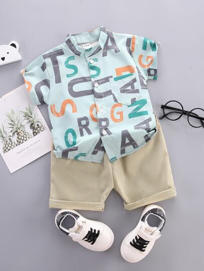 شورت مع قميص بأزرار امامي وبجرافيك عبارة لاولاد الصغار