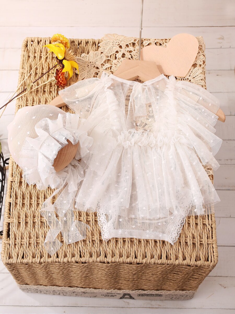 Newborn Photography Contrast Mesh Ruffle Trim Bodysuit & Hat - White - View 1