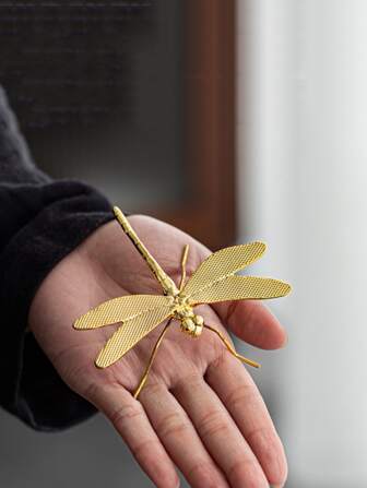 1 件金蜻蜓金属装饰，精美茶道装饰品，办公桌装饰，合金蜻蜓、蝴蝶、龙、凤凰，办公室、卧室、客厅的豪华装饰