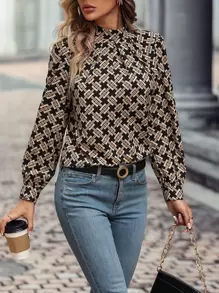 SHEIN LUNE Blusa con estampado de cuello alto - Caqui - Ver 1