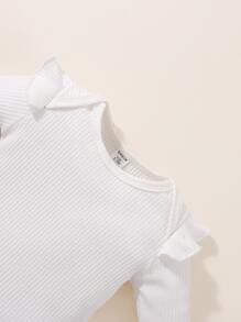 Newborn Baby Ruffle Trim Bodysuit & Heart Print Overall Jumpsuit - Multicolor - View 3