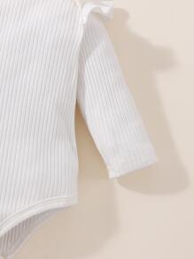 Newborn Baby Ruffle Trim Bodysuit & Heart Print Overall Jumpsuit - Multicolor - View 6