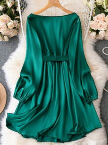 SHEIN Clasi 大碼素色燈籠袖繫腰帶洋裝