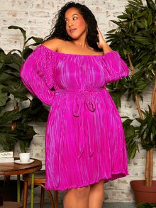 SHEIN CURVE+ Vestido con cinturón de hombros descubiertos de manga farol plisado - Rojo violeta - Ver 4
