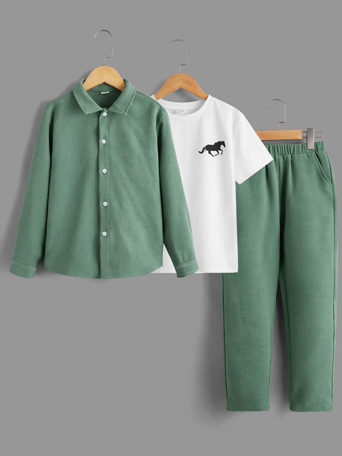 SHEIN 男孩馬印花上衣和襯衫和褲子