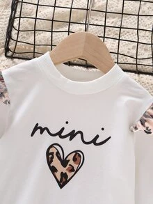 SHEIN Toddler Girls Heart And Letter Graphic Ruffle Trim Tee & Mesh Overlay Skirt - Multicolor - View 5