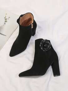 Flower Decor Faux Suede Point Toe Chunky Heeled Classic Boots - Black - View 5