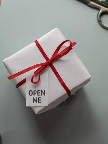 10 pièces/20 pièces/30 pièces/4 x 4 x 4 pouces Boîtes cadeaux, petites boîtes cadeaux, boîtes en papier kraft de couleur noire/blanche/bois avec couvercle pour faveurs de fête, ornements, propositions de demoiselles d'honneur, boîtes de bougies, décoration d'Halloween, décorations d'anniversaire, mariage, décorations de fête, décor, mariée, boîte cadeau, automne