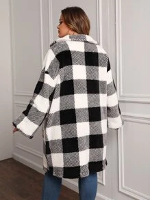 SHEIN LUNE Abrigo teddy con estampado de cuadros de hombros caídos - Blanco y Negro - Ver 2