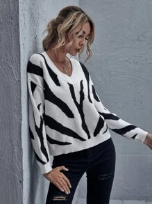 EURMUSE Drop Shoulder Graphic Pattern Jumper - Multicolor - View 3