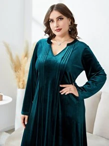 Modelyn Plus Notched Neck Pleated Velvet Dress - Teal Blue - View 4