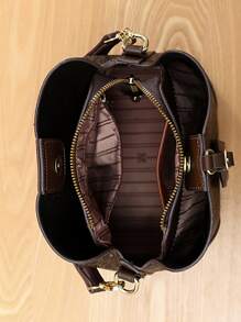 字母细节水桶包，时尚顶部提手钱包，时尚单肩包，送给妈妈的母亲节礼物