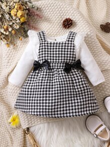 Bebé Camiseta de malla con bordado fruncido & Vestido overol de pata de gallo con lazo delantero