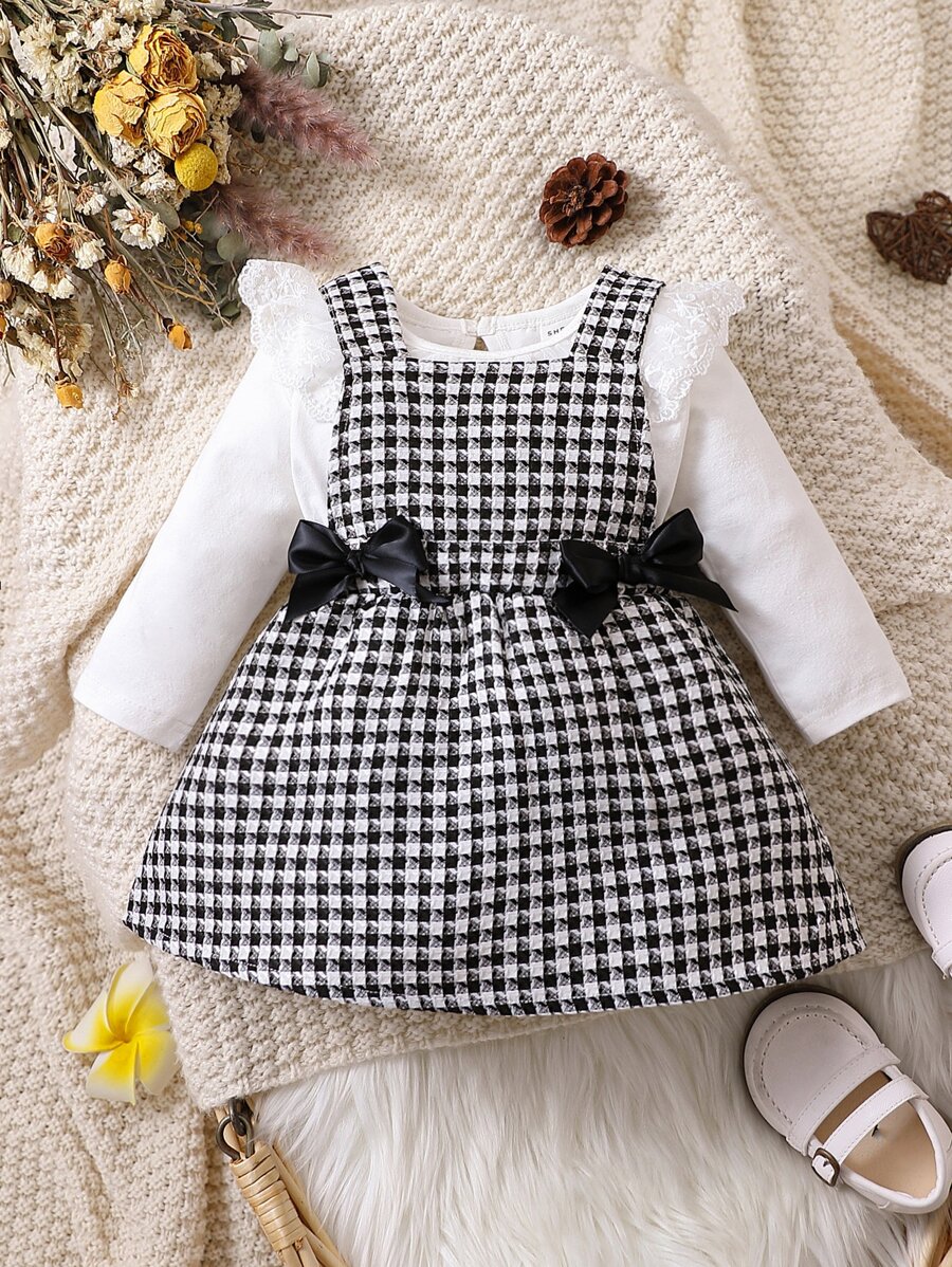 Bebé Camiseta de malla con bordado fruncido & Vestido overol de pata de gallo con lazo delantero