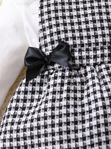 Bebé Camiseta de malla con bordado fruncido & Vestido overol de pata de gallo con lazo delantero