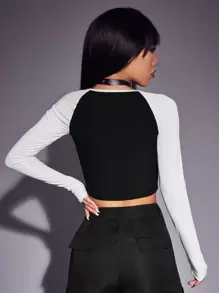 ROMWE PUNK 頹廢搖滾雙色星星印花短款T恤 - 黑與白 - 查看 2