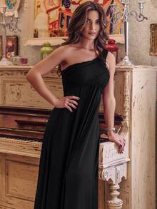 EVERPRETTY Ruched Bodice One Shoulder Cape Prom Dress - Black - View 4