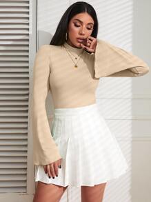 SHEIN Essnce 小高領鐘形袖T恤 - 杏色 - 查看 1