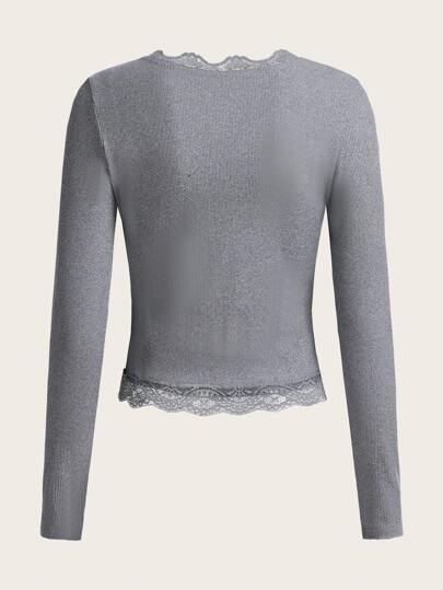 T-shirt à imprimé tête de mort en dentelle