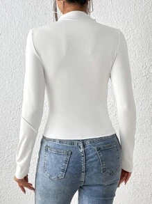 SHEIN Essnce 小高領接縫細節T恤 - 白色 - 查看 2