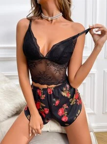 Crop Lace Cami & Floral Shorts PJ Set - Black - View 4