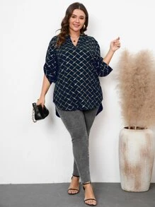 SHEIN LUNE Plus Geo Print Notched Neckline Roll Tab Sleeve Blouse - Navy Blue - View 3