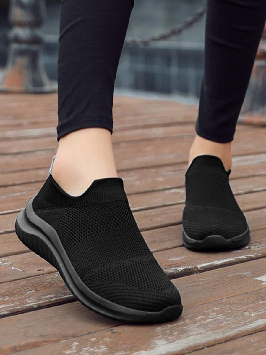 Fall/Winter Women's Comfortable Sports Shoes Large-Size Breathable Flying-Knit Material Printed Tie-Up Casual Sports Shoes,Sneakers For Women - Black - View 1