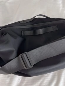 Minimalist Hobo Bag - Black - View 4