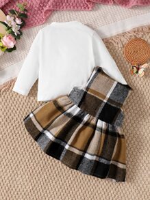 嬰兒小高領T恤和格紋印花連衣裙