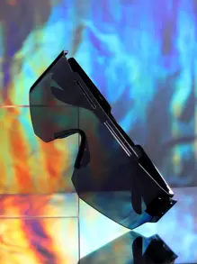 1 par de gafas de moda con diseño sin montura sólido negro, hueco y futurista estilo cyberpunk (incluye correa para gafas, sin estuche de gafas) para verano, playa, vacaciones, al aire libre, viaje - Negro - Ver 1