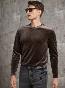 Manfinity Men Solid Crew Neck Tee - Coffee Brown - View 6