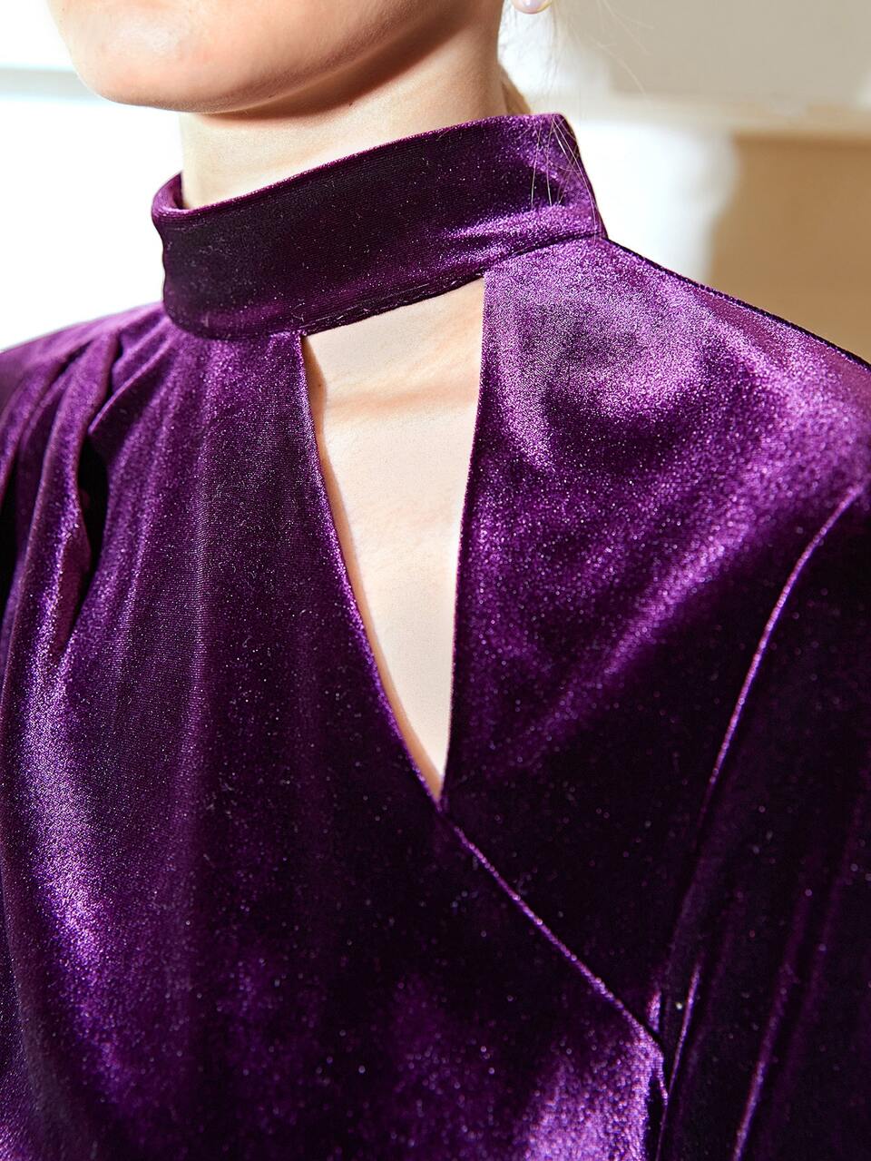 MOTF VELVET CUT-OUT FITTED DRESS