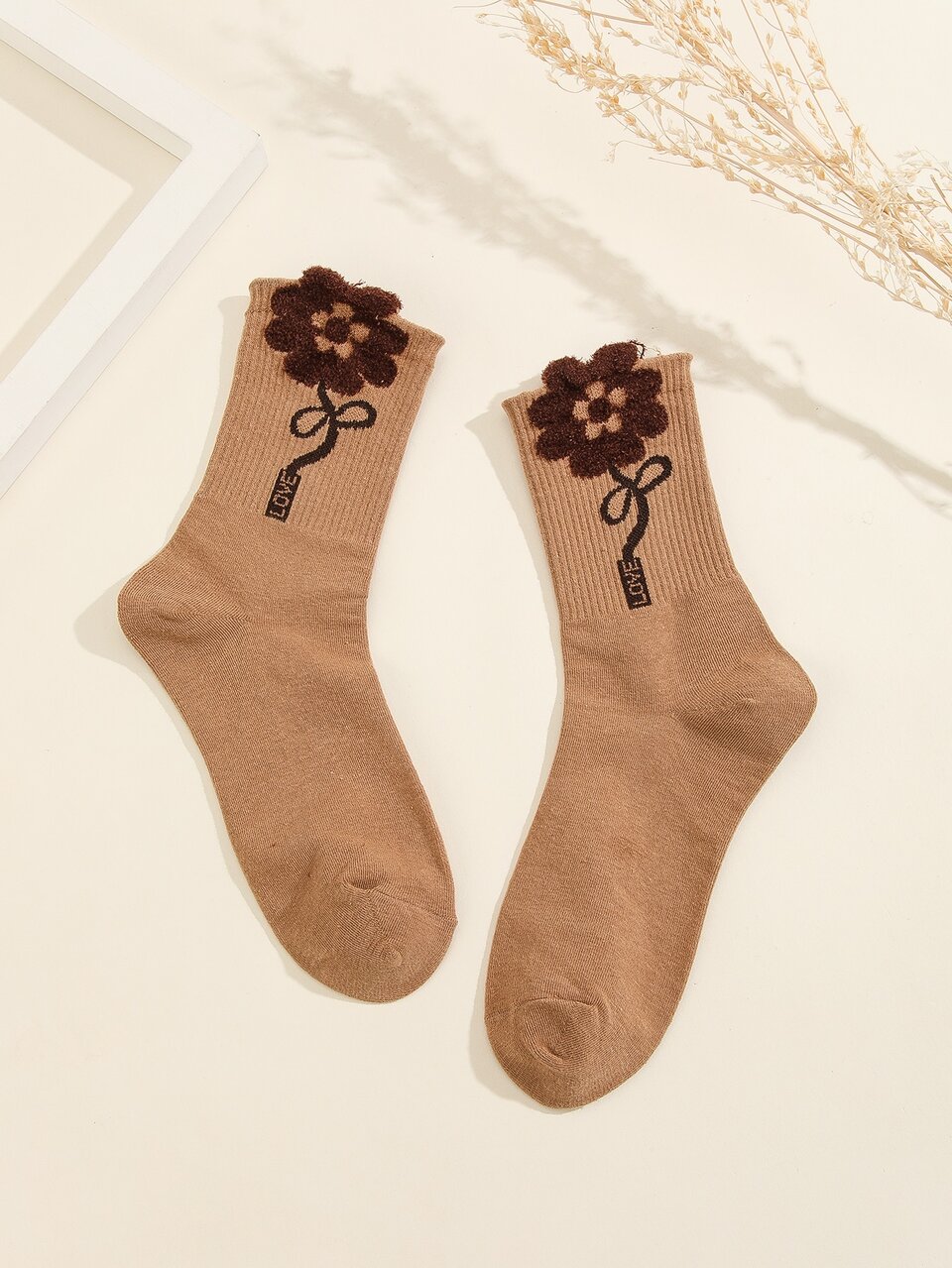 Floral & Letter Graphic Crew Socks