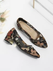 Floral Pattern Point Toe Chunky Heeled Faux Suede Court Pumps - Multicolor - View 5