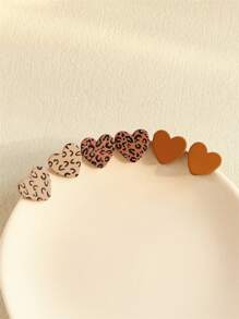 3 đôi bông tai thiết kế hình trái tim họa tiết da báo - Nhiều màu - Xem 4