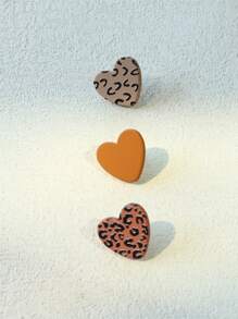 3 đôi bông tai thiết kế hình trái tim họa tiết da báo - Nhiều màu - Xem 8