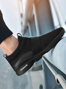 Men Slip On Running Shoes - Black - View 2