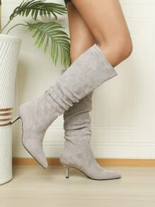 优雅派对长款修身高跟靴，尖头皱绒袜靴，绒面革和皮革材质，时尚过膝一脚蹬靴，适合秋冬