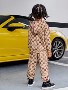 SHEIN 小男童滿版印花連帽衫和運動褲 - 彩色 - 查看 1