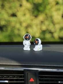 2pcs Astronaut Figurines - Multicolor - View 2
